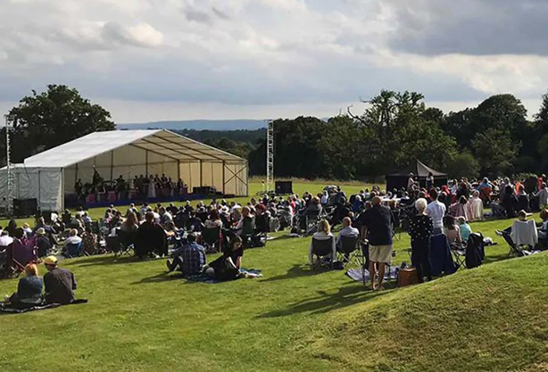 Why-Corporate-Parties-Are-Making-A-Big-Comeback-This-Summer